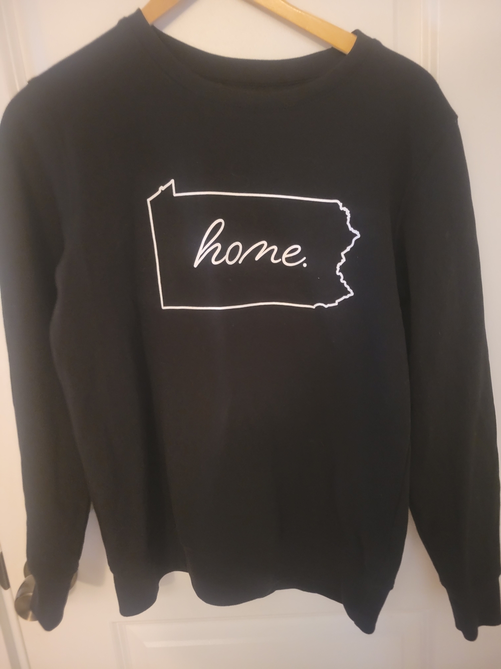 Black 'home.' Pennsylvania State Outline Sweatshirt